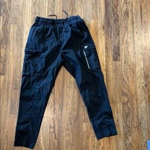 Nike Men’s Cargo Woven Pant